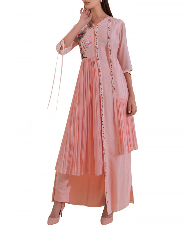 Embroidered Asymmetric Kurta set with High-Low Pleated Panels