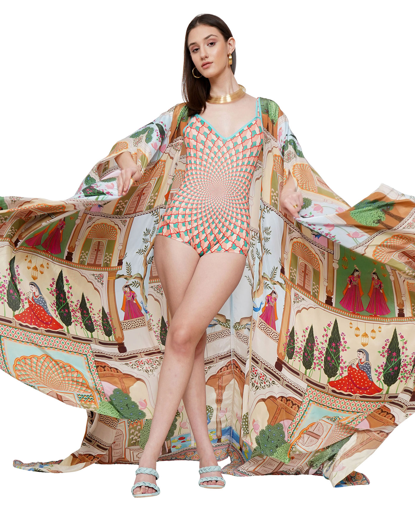 Statement Cape