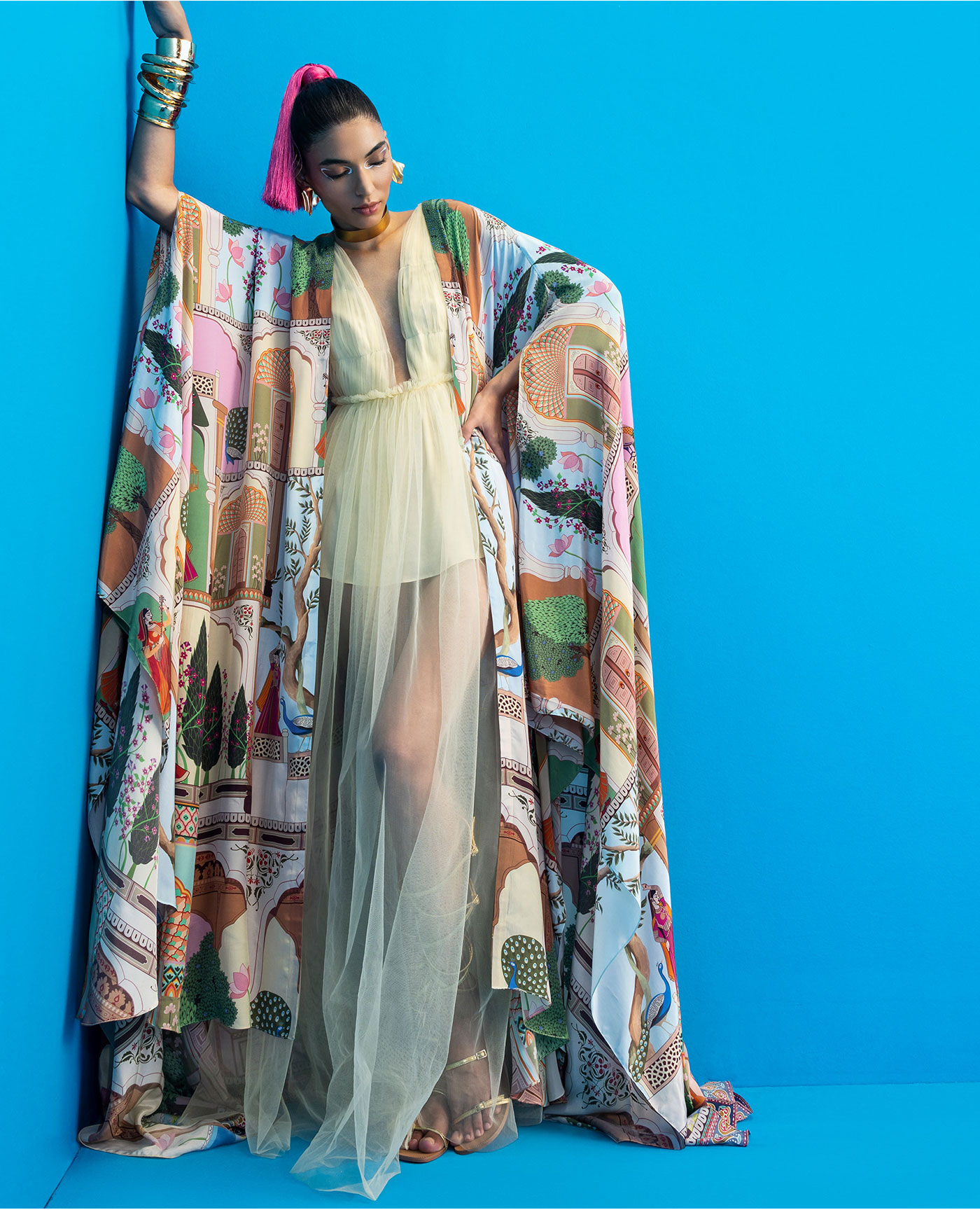 Statement Cape